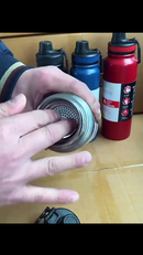 Garrafa Térmica Isolada 800ml a Vácuo em Aço Inoxidável Água Gelada Esporte - Ideal para Homens e Mulheres