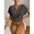 Blusa Feminina Soltinha Manga Morcego Decote Entalhado Helora